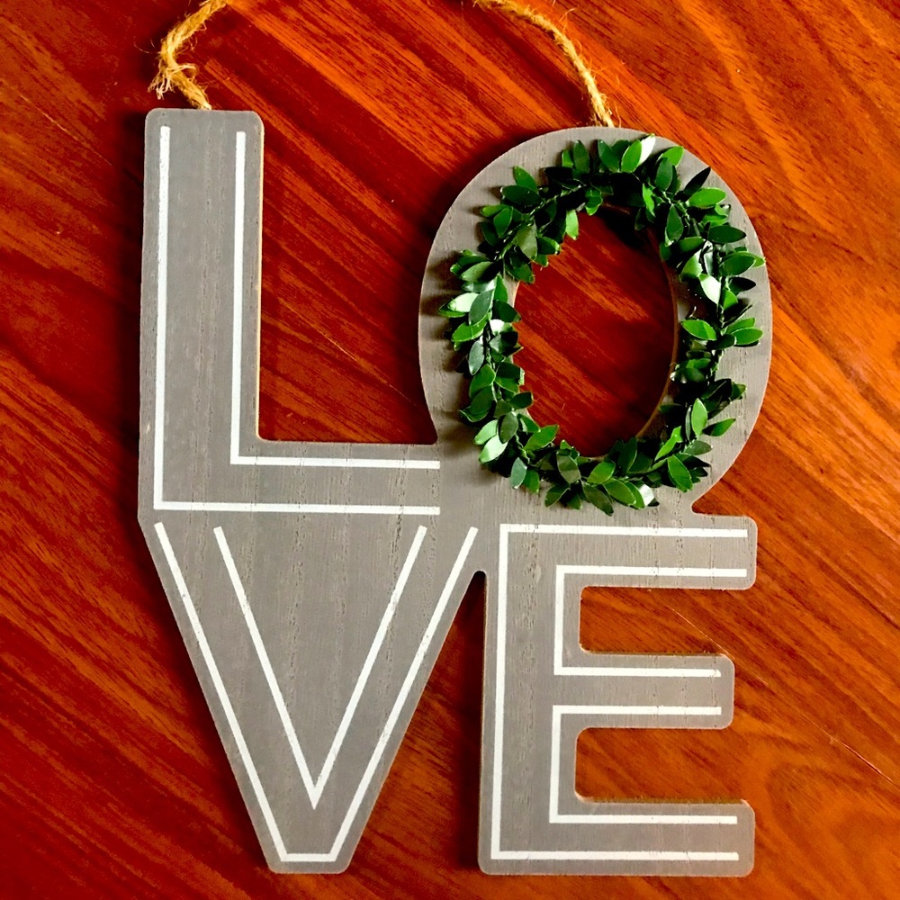 Love Wall decor